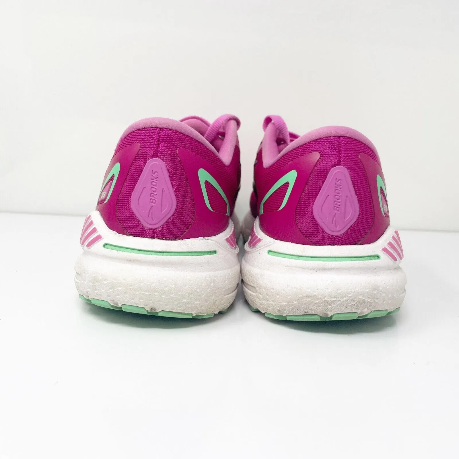 Brooks Womens Adrenaline GTS 23 1203811B639 Pink Running Shoes Sneakers Sz 10 B