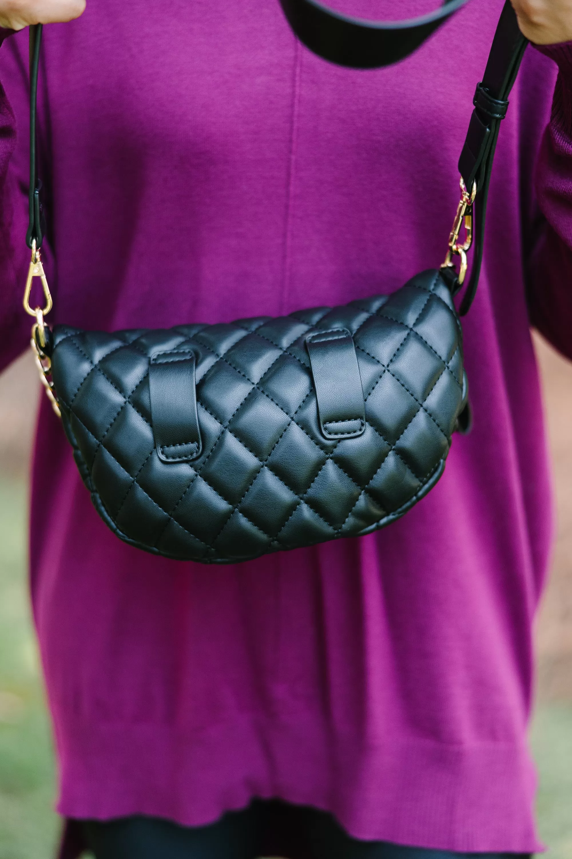 Chic Intuition Black Quilted Belt Bag