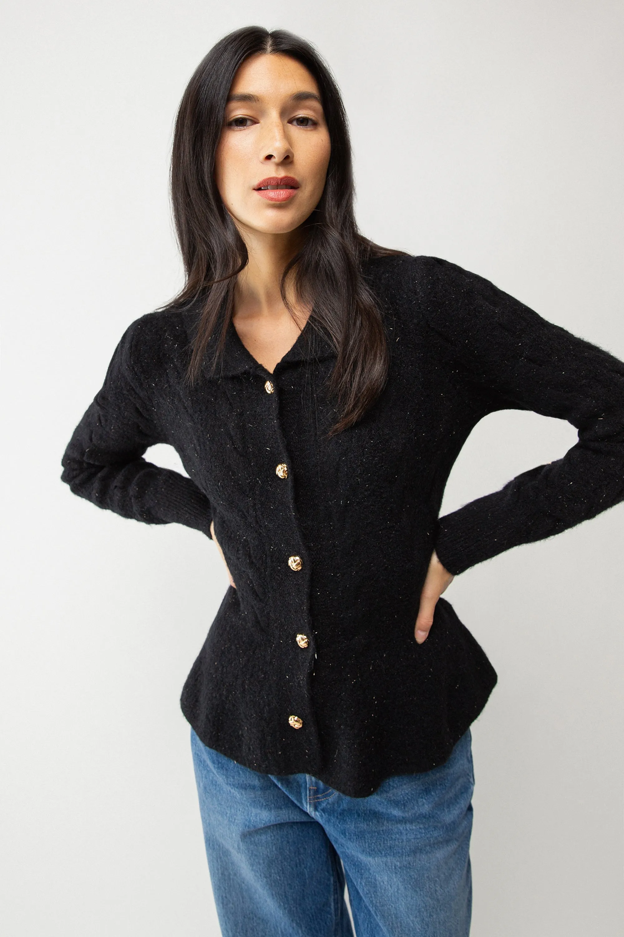 COLLARED CABLE KNIT CARDIGAN