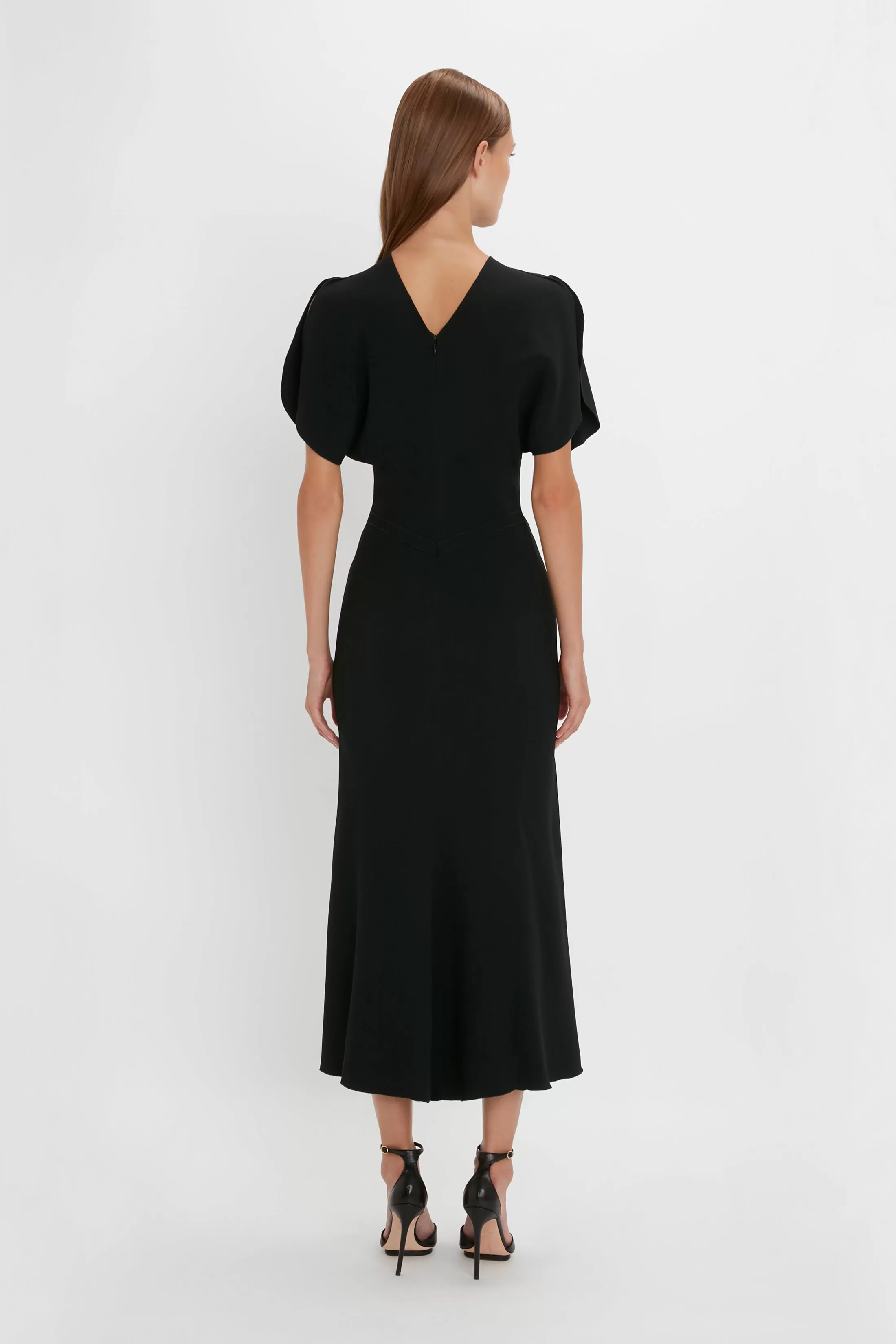 Gathered Waist Midi Dress In Black