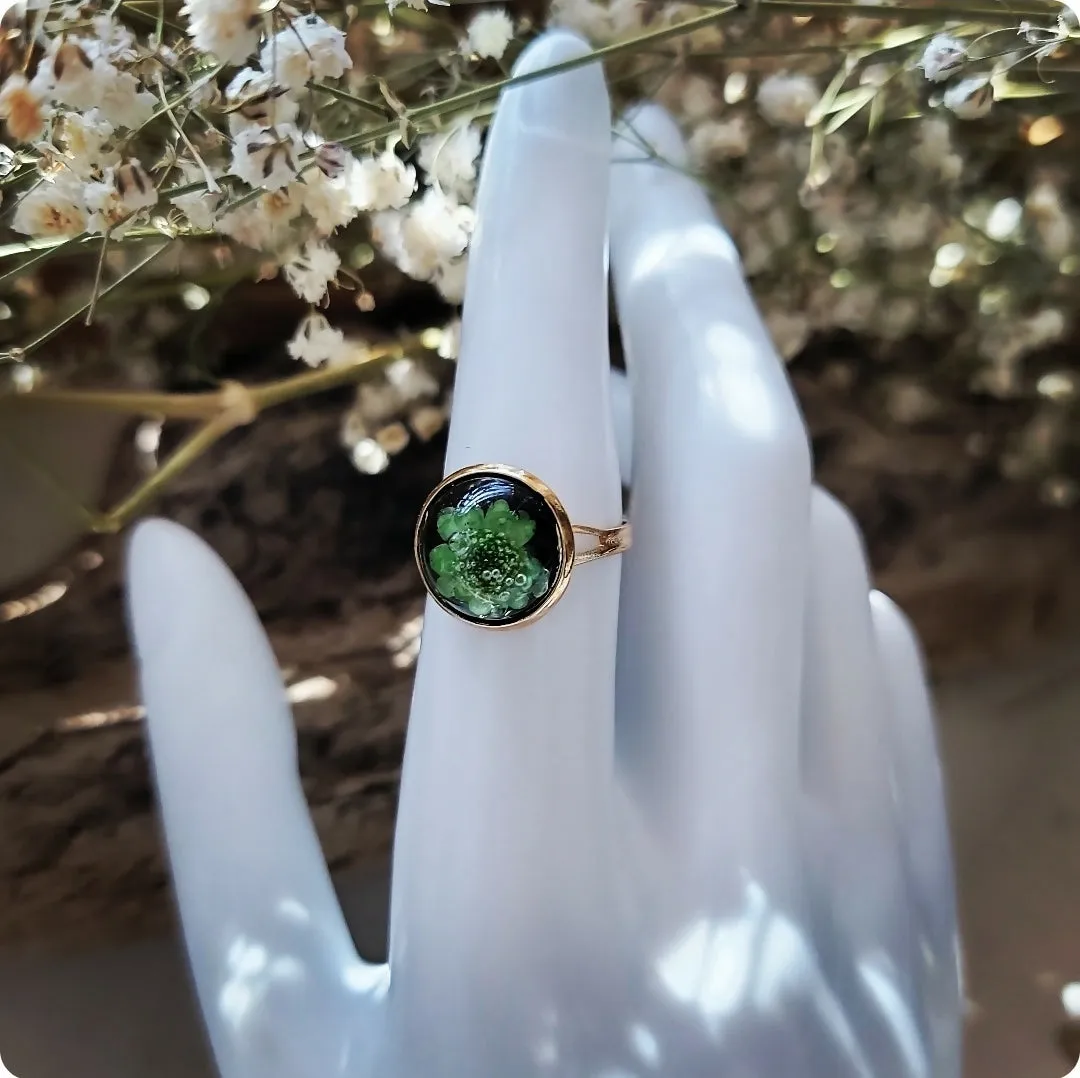 Island Girl Art - Preserved Flower Ring - Peridot