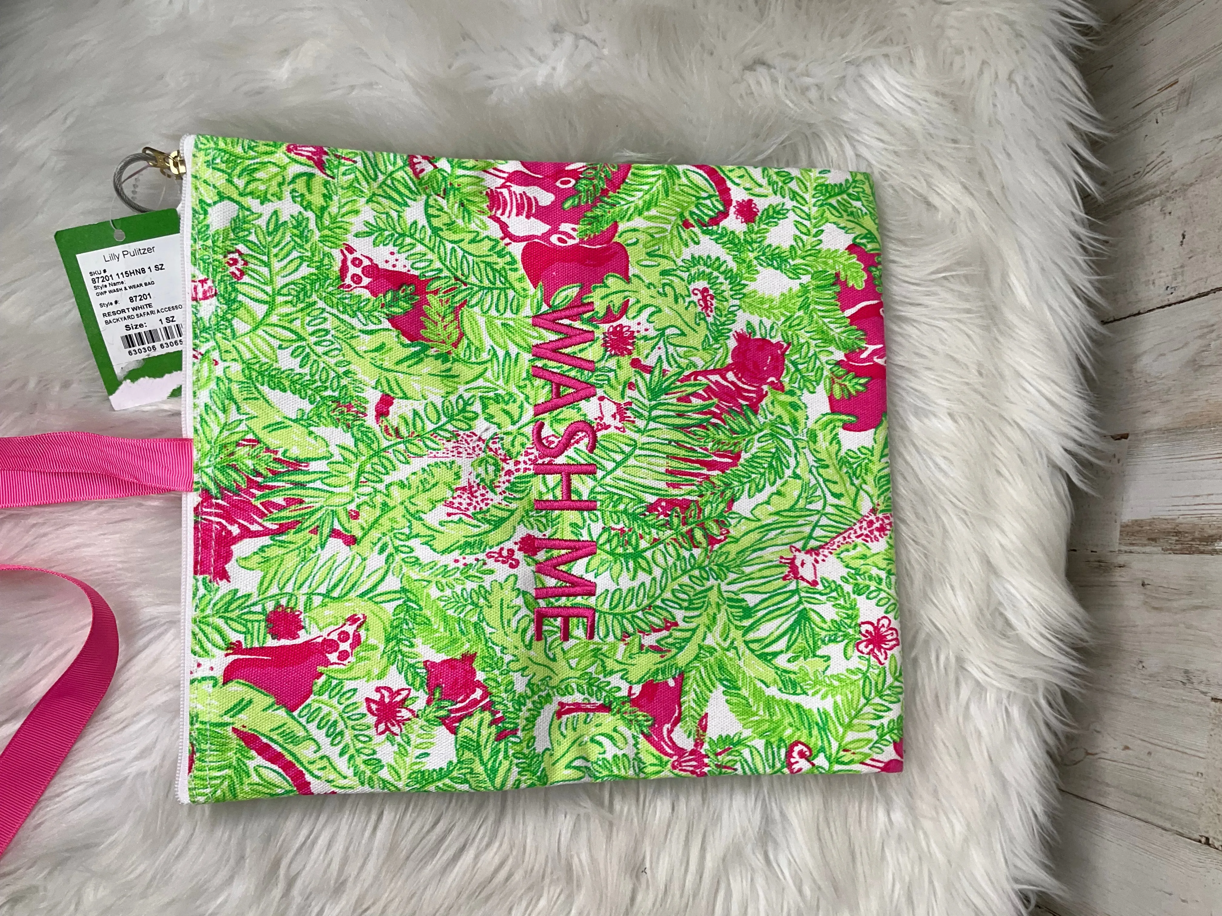 Makeup Bag By Lilly Pulitzer  Size: Large