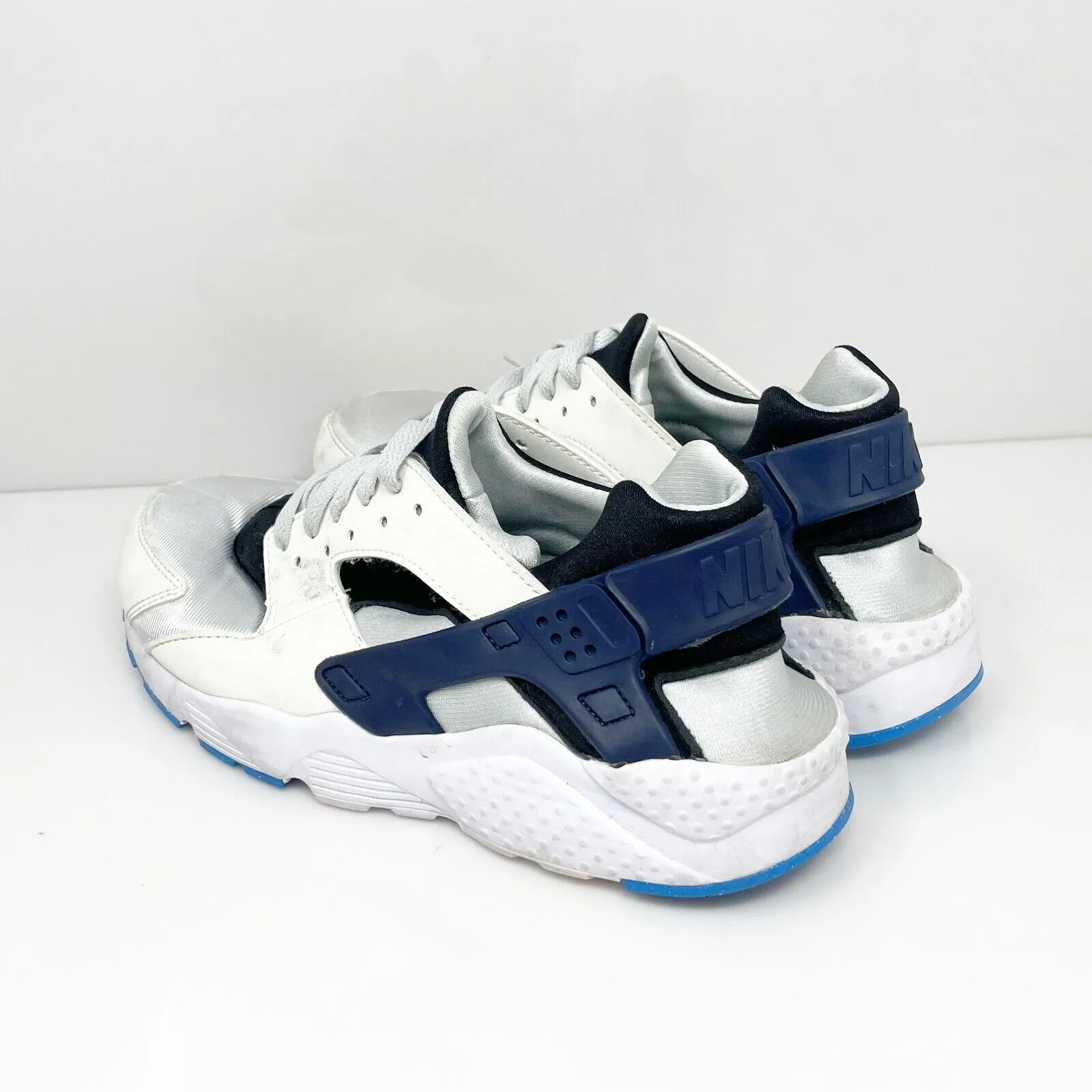 Nike Boys Huarache Run 654275-119 White Running Shoes Sneakers Size 7Y