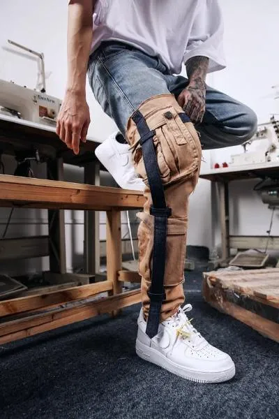 Straps Cargo Jeans